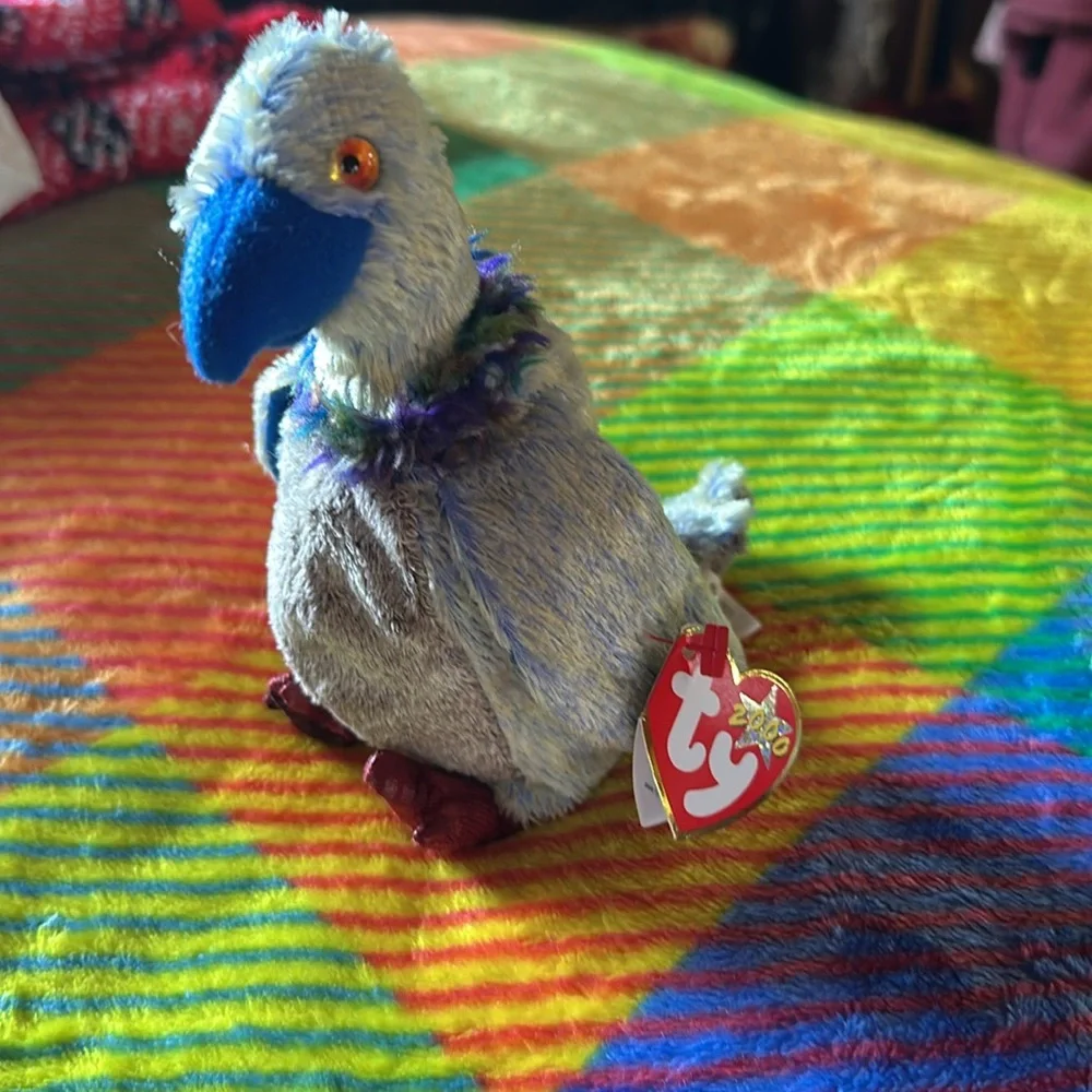 Ty 2000 Buzzy the Buzzard Beanie Baby